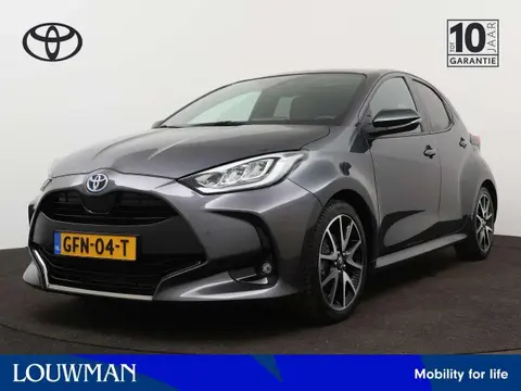 Used TOYOTA YARIS Hybrid 2021 Ad 