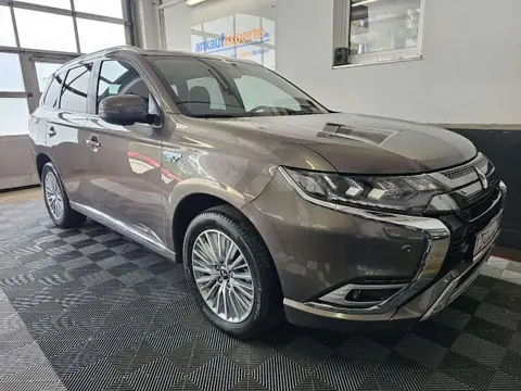 Used MITSUBISHI OUTLANDER Hybrid 2020 Ad 