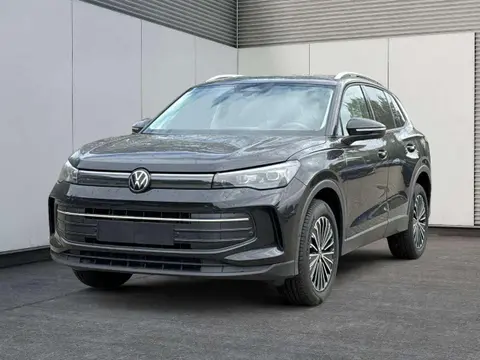 Used VOLKSWAGEN TIGUAN Diesel 2024 Ad 