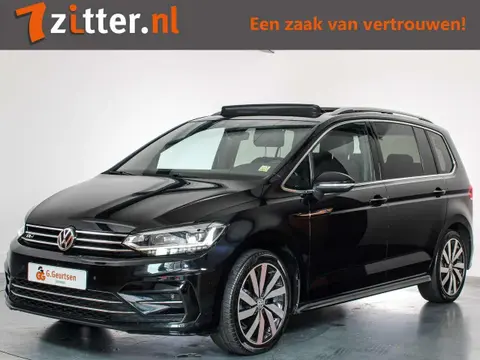 Used VOLKSWAGEN TOURAN Petrol 2016 Ad 