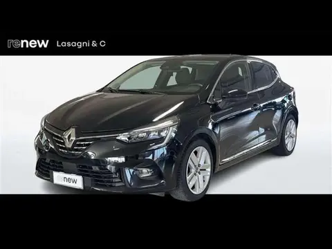 Used RENAULT CLIO Hybrid 2021 Ad 