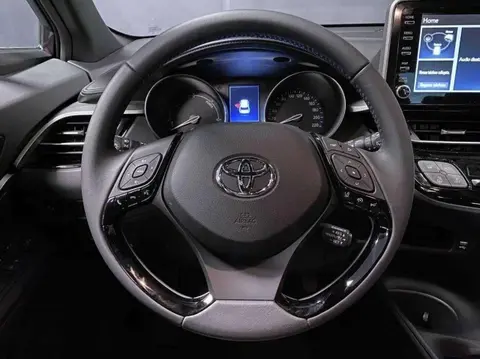 Used TOYOTA C-HR Hybrid 2023 Ad 