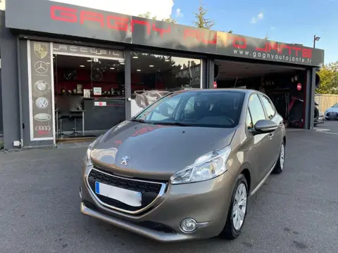 Used PEUGEOT 208 Petrol 2015 Ad 