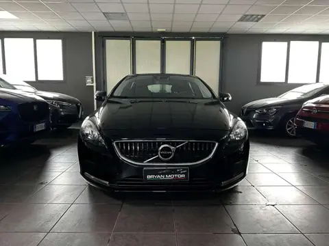 Annonce VOLVO V40 Diesel 2018 d'occasion 