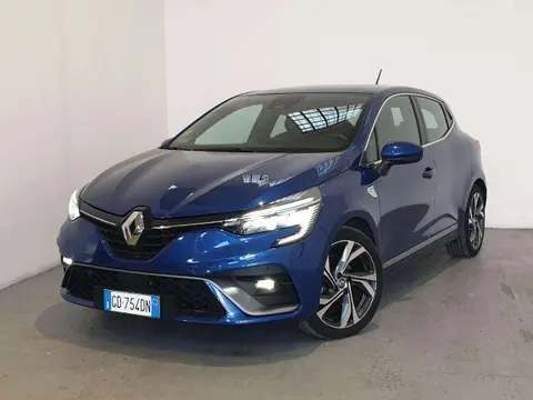 Used RENAULT CLIO Hybrid 2021 Ad 