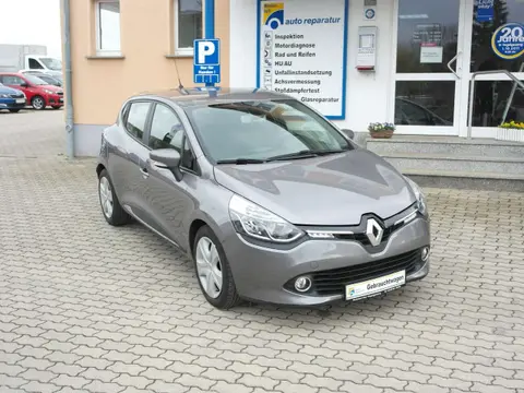 Annonce RENAULT CLIO Essence 2015 d'occasion 