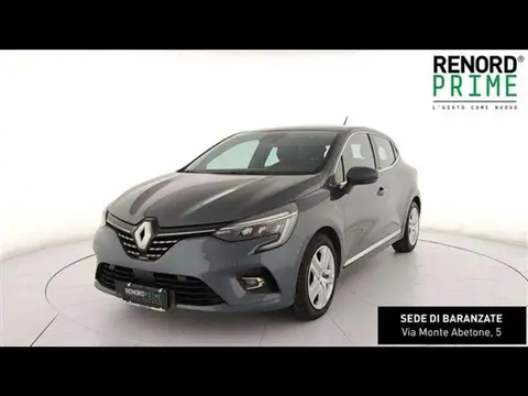 Used RENAULT CLIO Hybrid 2021 Ad 