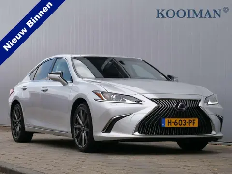 Used LEXUS ES Hybrid 2020 Ad 