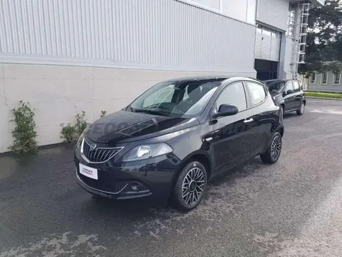 Used LANCIA YPSILON Hybrid 2024 Ad 