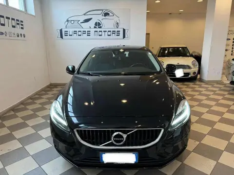 Annonce VOLVO V40 Essence 2019 d'occasion 