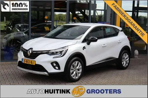 Used RENAULT CAPTUR Hybrid 2022 Ad 