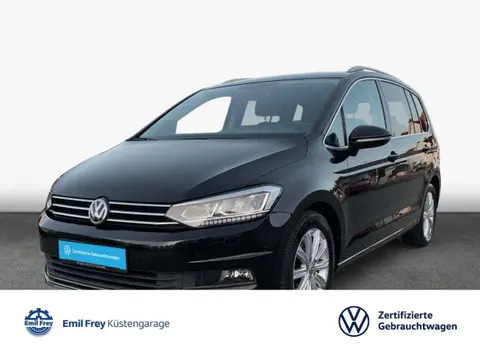 Used VOLKSWAGEN TOURAN Diesel 2017 Ad 