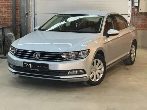 Used VOLKSWAGEN PASSAT Diesel 2018 Ad Belgium