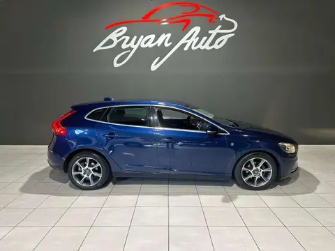 Annonce VOLVO V40 Diesel 2015 d'occasion 