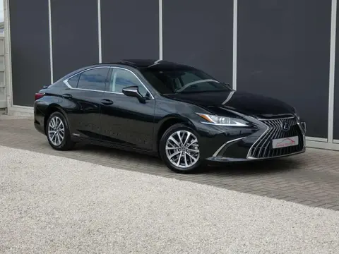 Used LEXUS ES Hybrid 2022 Ad 