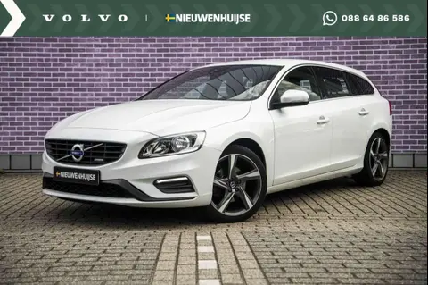 Annonce VOLVO V60 Essence 2015 d'occasion 