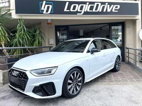 Annonce AUDI A4 Hybride 2022 d'occasion 