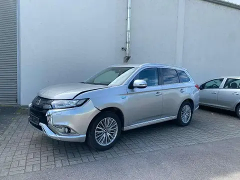 Annonce MITSUBISHI OUTLANDER Hybride 2019 d'occasion 