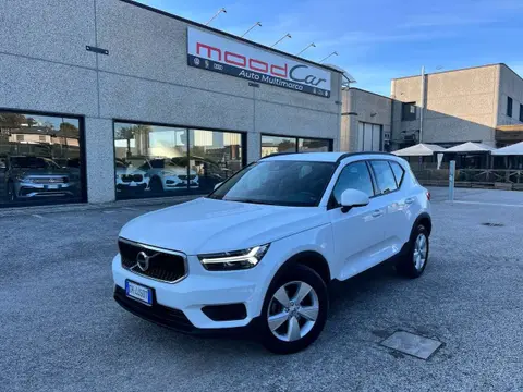 Annonce VOLVO XC40 Essence 2022 d'occasion 