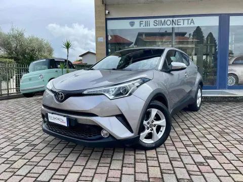 Annonce TOYOTA C-HR Essence 2018 d'occasion 