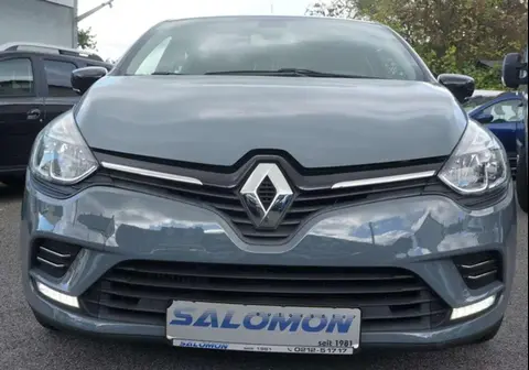 Used RENAULT CLIO Petrol 2018 Ad 