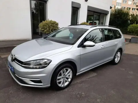 Used VOLKSWAGEN GOLF Petrol 2018 Ad 