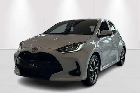 Used TOYOTA YARIS Hybrid 2024 Ad 