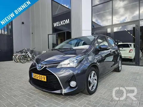 Used TOYOTA YARIS Hybrid 2017 Ad 