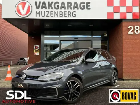 Used VOLKSWAGEN GOLF Hybrid 2018 Ad 