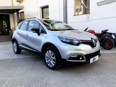 Used RENAULT CAPTUR Diesel 2016 Ad 