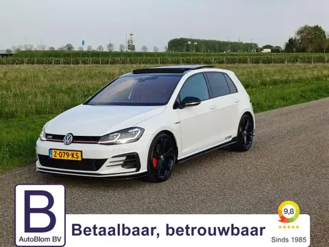 Used VOLKSWAGEN GOLF Petrol 2019 Ad 