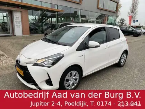 Used TOYOTA YARIS Hybrid 2019 Ad 