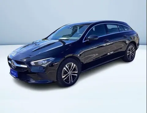 Used MERCEDES-BENZ CLASSE CLA Hybrid 2023 Ad 