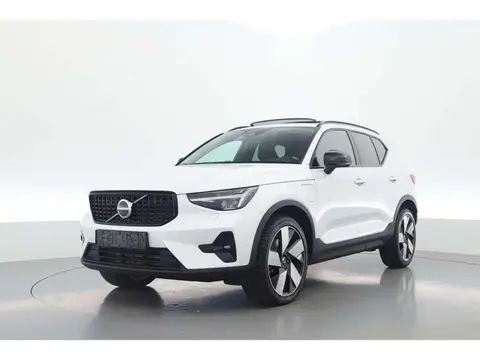 Used VOLVO XC40 Hybrid 2022 Ad 