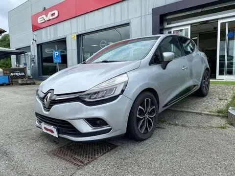 Annonce RENAULT CLIO Essence 2017 d'occasion 