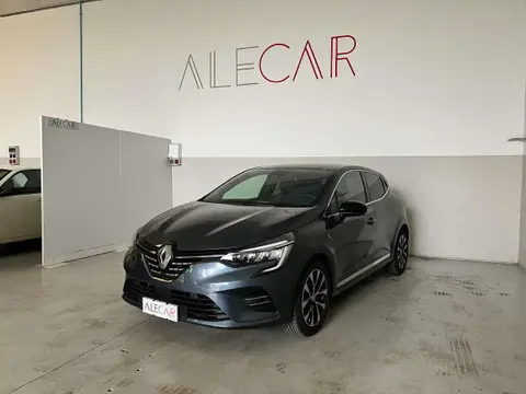 Annonce RENAULT CLIO Essence 2023 d'occasion 