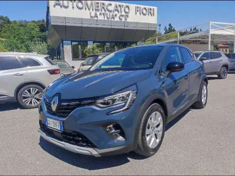 Used RENAULT CAPTUR Hybrid 2021 Ad 