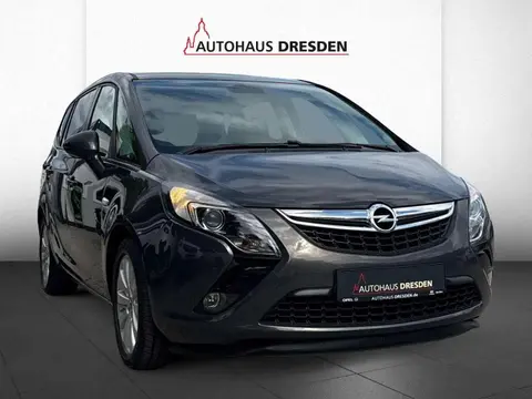 Used OPEL ZAFIRA Petrol 2015 Ad 