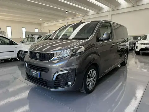 Annonce PEUGEOT TRAVELLER Diesel 2018 d'occasion 