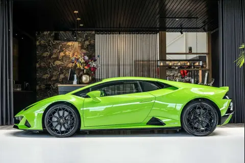 Used LAMBORGHINI HURACAN Petrol 2020 Ad 