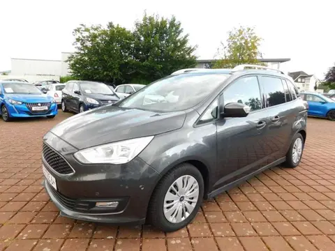 Used FORD GRAND C-MAX Petrol 2019 Ad 