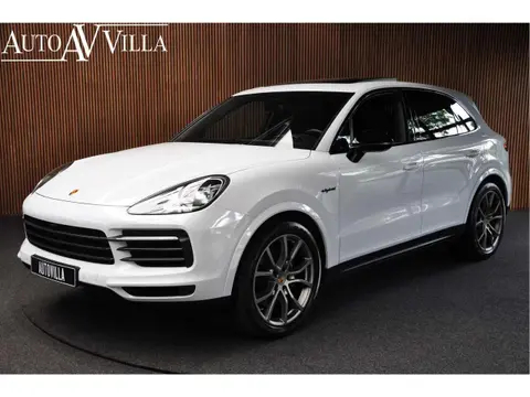 Used PORSCHE CAYENNE Hybrid 2023 Ad 