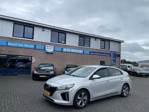 Used HYUNDAI IONIQ Electric 2019 Ad 