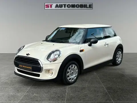 Used MINI ONE Petrol 2015 Ad 