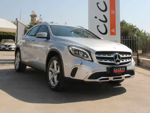 Annonce MERCEDES-BENZ CLASSE GLA Diesel 2019 d'occasion 