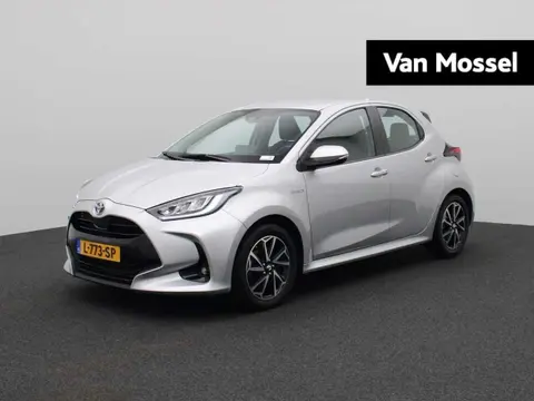 Used TOYOTA YARIS Hybrid 2021 Ad 