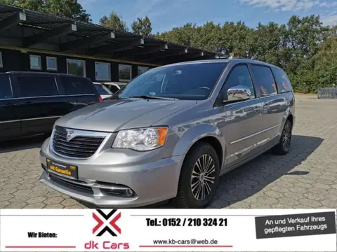 Used LANCIA VOYAGER Diesel 2015 Ad 