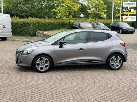 Used RENAULT CLIO Petrol 2016 Ad 