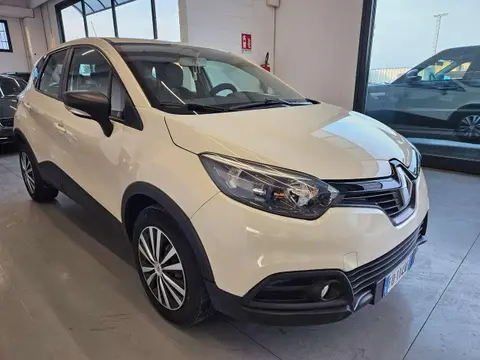 Annonce RENAULT CAPTUR Essence 2016 d'occasion 