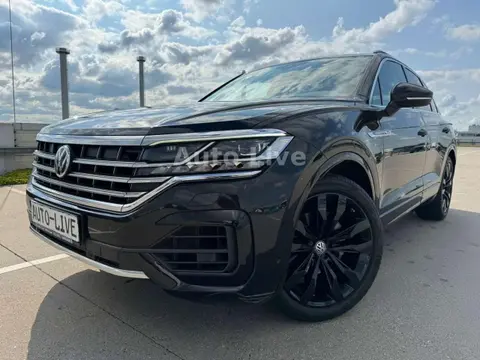 Used VOLKSWAGEN TOUAREG Diesel 2019 Ad 